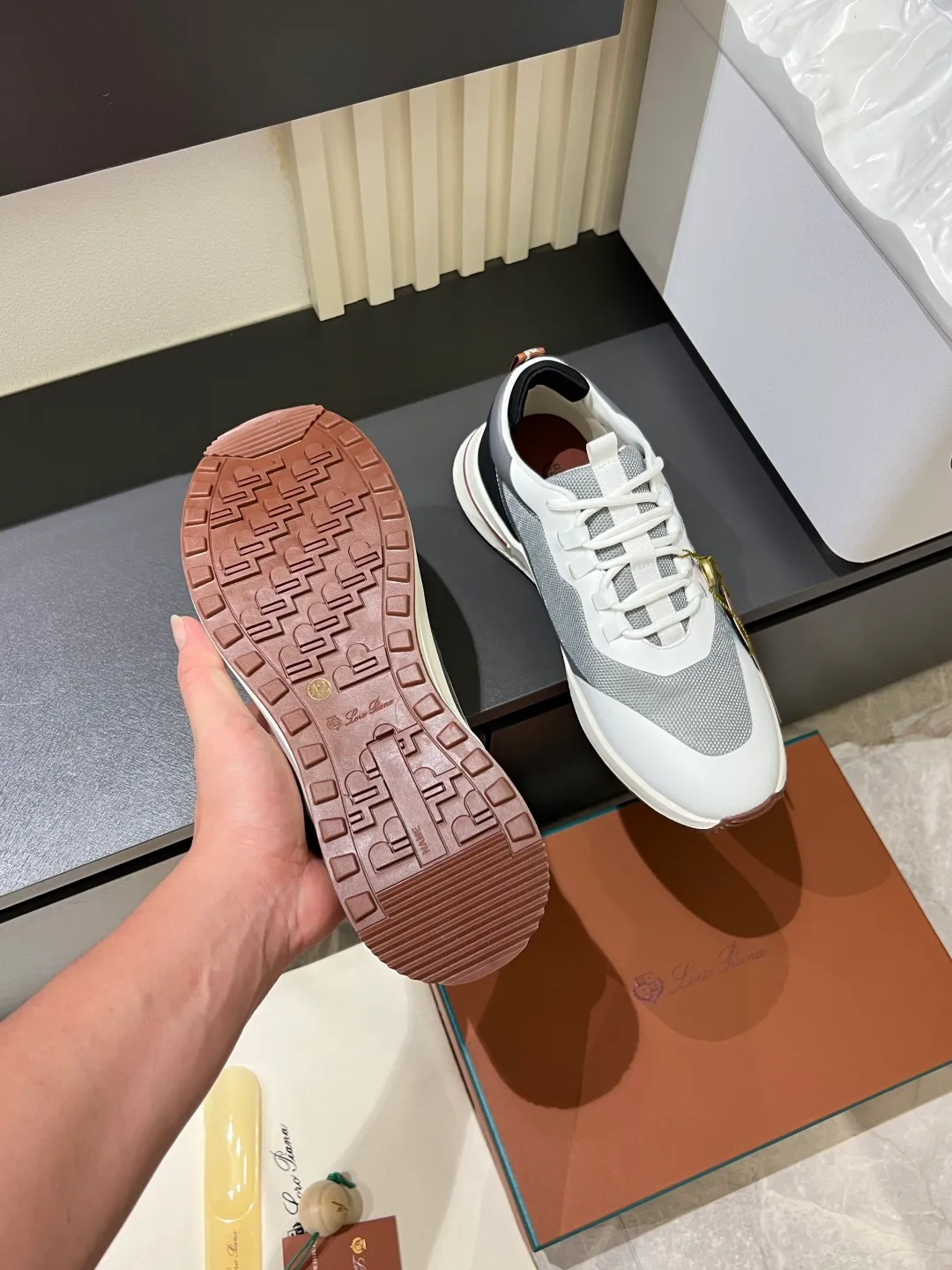 Men's men's shoes 💰p480 Loro men's shoes 💰piana niche classic jogging shoes, men's lace-up casual shoes and sneakers, high-quality lightweight and comfortable fabrics, suitable for outdoor leisure, the color scheme is young and energetic, and it looks great with sportswear or casual suits! Size: 38-44 (45 customized)
